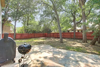 140 Fairwood Drive, Georgetown, TX 78628 - Photo 32