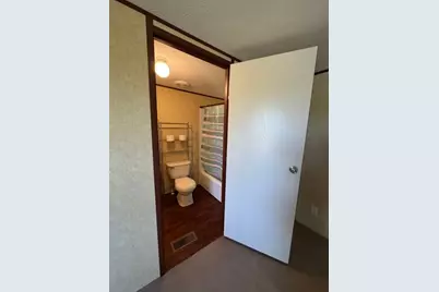 538 Cottletown Road, Smithville, TX 78957 - Photo 14