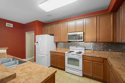 2046 Ridge View Drive, San Marcos, TX 78666 - Photo 10