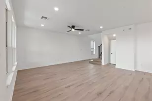 1813 Spg Mountain Cv, Georgetown, TX 78628 - Photo 10