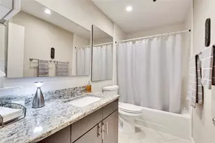 40 N Interstate 35 Hwy, Austin, TX 78701 - Photo 20