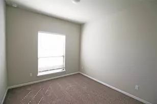 233 Scenic Hills Cir, Georgetown, TX 78628 - Photo 6