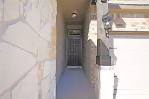 233 Scenic Hills Cir, Georgetown, TX 78628 - Photo 2