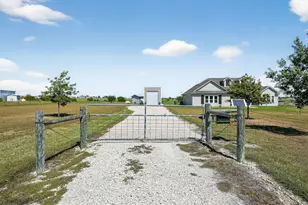 813 Cr 342 Rd, Granger, TX 76530 - Photo 2