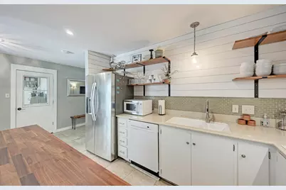 6810 Langston Drive, Austin, TX 78723 - Photo 18