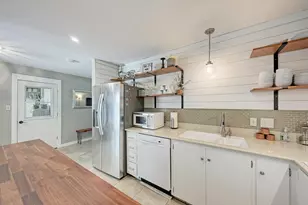 6810 Langston Dr, Austin, TX 78723 - Photo 18