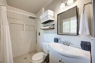 6810 Langston Dr, Austin, TX 78723 - Photo 22