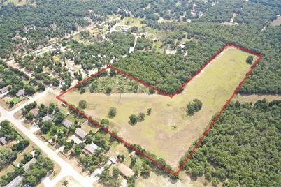 446 Las Lomas Drive, Elgin, TX 78621 - Photo 4