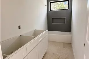 9501 Meadowheath Dr, Austin, TX 78729 - Photo 14