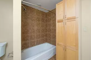 711 W 26th St, Austin, TX 78705 - Photo 16