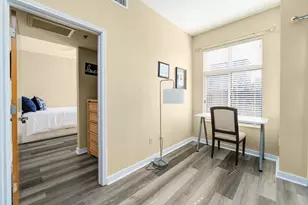 711 W 26th St, Austin, TX 78705 - Photo 6