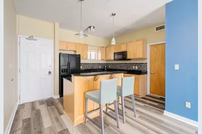 711 W 26th Street #706, Austin, TX 78705 - Photo 4