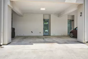 607 W Saint Johns Ave, Austin, TX 78752 - Photo 30