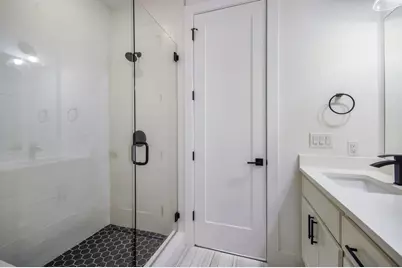 607 W Saint Johns Avenue #2, Austin, TX 78752 - Photo 18