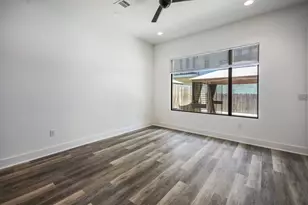 607 W Saint Johns Ave, Austin, TX 78752 - Photo 8