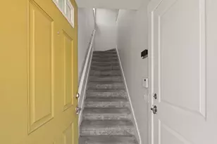 1601 Miriam Ave, Austin, TX 78702 - Photo 10