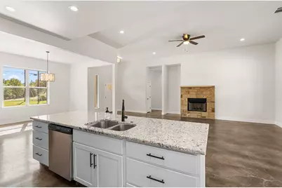 203 Cardinal Loop, Paige, TX 78659 - Photo 4