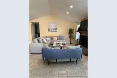 102 Skyloop Drive, Austin, TX 78745 - Photo 4