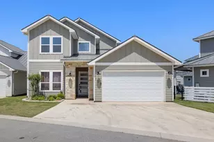 128 Village View Dr, Kingsland, TX 78639 - Photo 2