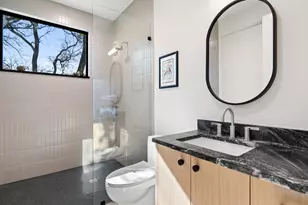 4 Westgate Cir, Austin, TX 78746 - Photo 20