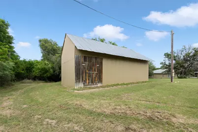 212 County Road 229 Road, Briggs, TX 78608 - Photo 34