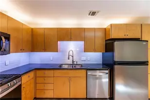 1704 Emilie Ln, Austin, TX 78731 - Photo 4