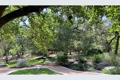 1114 Challenger, Lakeway, TX 78734 - Photo 18