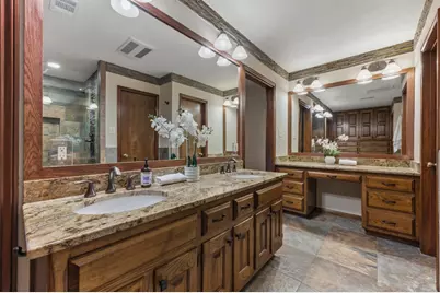 6906 Treaty Oak Circle, Austin, TX 78749 - Photo 14