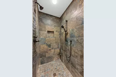 6906 Treaty Oak Circle, Austin, TX 78749 - Photo 16