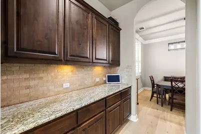 16405 Leopold Trail, Austin, TX 78738 - Photo 12