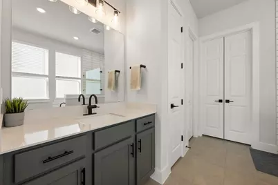 360 Crescent Moon Court, Dripping Springs, TX 78620 - Photo 16