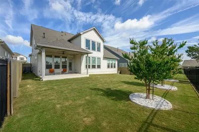360 Crescent Moon Court, Dripping Springs, TX 78620 - Photo 32