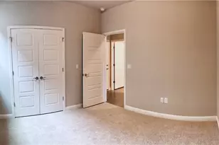 6814 E Riverside Dr, Austin, TX 78741 - Photo 12