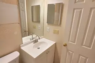 2706 Salado St, Austin, TX 78705 - Photo 10