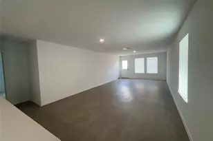 129 Spotbill Ct, Uhland, TX 78640 - Photo 2