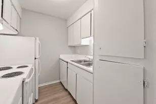1720 Wooten Park Dr, Austin, TX 78757 - Photo 8