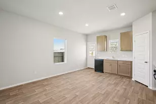 11905 Murano Dr, Austin, TX 78747 - Photo 10