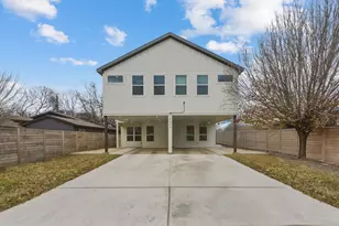 2009 Iroquois Ln, Austin, TX 78741 - Photo 32