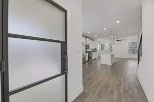 2009 Iroquois Ln, Austin, TX 78741 - Photo 14