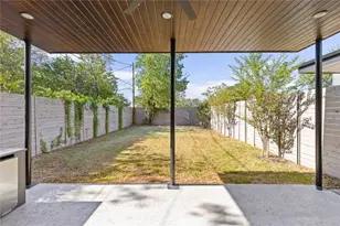 613 Clifford Rd, Austin, TX 78745 - Photo 30