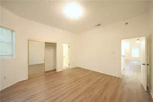 8200 Cahill Dr, Austin, TX 78729 - Photo 12