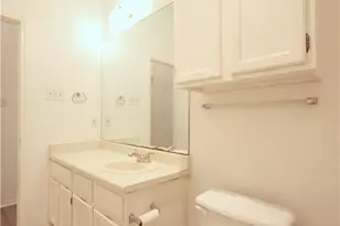 8200 Cahill Dr, Austin, TX 78729 - Photo 16