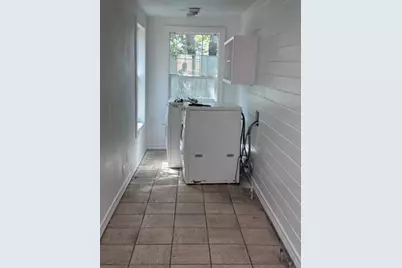 2209 E 5th Street, Austin, TX 78702 - Photo 8