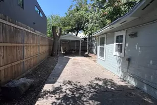 2209 E 5th St., Austin, TX 78702 - Photo 16