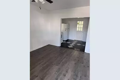 2209 E 5th Street, Austin, TX 78702 - Photo 4