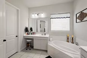 311 Bear Oak St, Hutto, TX 78634 - Photo 18