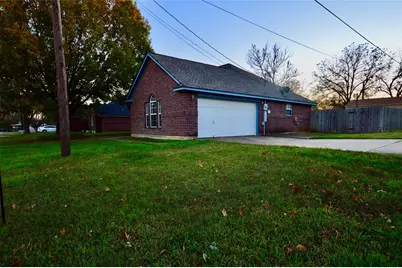 643 Yegua Drive, Lexington, TX 78947 - Photo 2