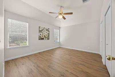 803 Sparkling Brook Lane, Leander, TX 78641 - Photo 16