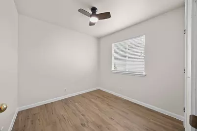 803 Sparkling Brook Lane, Leander, TX 78641 - Photo 18