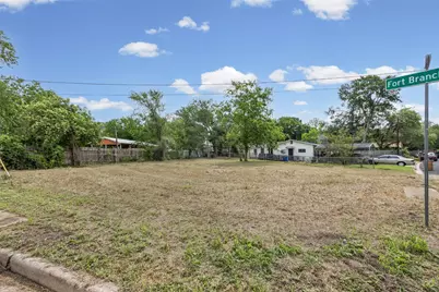 1201 Fort Branch Boulevard, Austin, TX 78721 - Photo 18